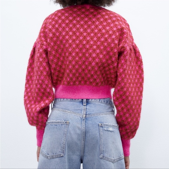 Zara 3-Piece Set - Pink Wool Blend Plaid Knit Dress, Top & Pearl Button Cardigan - Picture 16 of 16